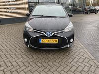 Occasion Toyota Yaris Hybrid 101 PK (74 kW) 2015 Zwart Hatchback