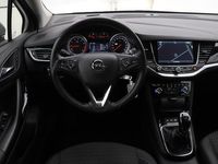 tweedehands Opel Astra 1.4 Innovation | Navigatie | Trekhaak | PDC | Carplay | Half