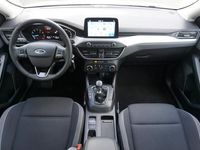 tweedehands Ford Focus Wagon 1.0 EcoBoost Edition Business Trekhaak Deale