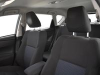 tweedehands Toyota Auris 1.3 Now | Trekhaak | Climate & cruise control