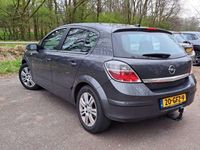 tweedehands Opel Astra 1.8 Automatik