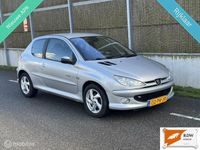 Occasion Peugeot 206 Quiksilver 88 PK (64 kW) 2004 Grijs Hatchback
