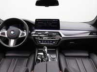 tweedehands BMW 530 5 Serie i Business Edition Plus | M-sportpakket | Schuifdak | Head up | Driving Assistant Professional | Hifi | Laserlight |