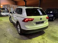 tweedehands VW Tiguan 2.0 TDi Highline DSG panoramic cockpit