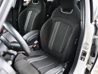 tweedehands Mini John Cooper Works Hatchback CooperAutomaat /Sportstoelen / LED / Comfort Access / Navigatie / Extra getint glas achter
