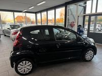 Occasion Peugeot 107 Active 68 PK (50 kW) 2012 Zwart (metallic) Hatchback
