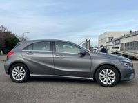 tweedehands Mercedes A180 180 PRESTIGE NAVI/CLIMATE/XENON/STOELVERW/PDC