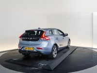 tweedehands Volvo V40 T3 Aut. Nordic+ | Stoelverwarming | Navigatie