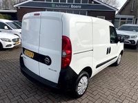 tweedehands Opel Combo 1.3 CDTi L1H1 ecoFLEX Edition 53814km, Airco, Navi