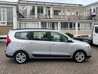 tweedehands Dacia Lodgy 1.2 TCe Lauréate 7p. Cruise / Airco / Navi