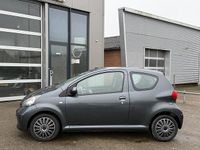 Occasion Toyota Aygo 68 PK (50 kW) 2007 Grijs Hatchback