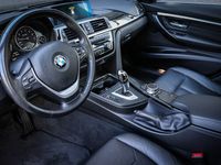 tweedehands BMW 330 3-SERIE Touring i High Executive / Pano/ Trekhaak/ Leder/ Navi