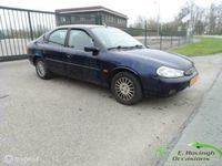 tweedehands Ford Mondeo II 1.8-16V zo ingeruild zo weer weg!