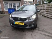 tweedehands Peugeot 2008 1.2 PureTech Blue Lion