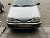 Occasion Renault Mégane 75 PK (55 kW) 1999 Grijs Hatchback