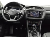 tweedehands VW Tiguan 1.5 Tsi 130pk Life Business | ACC | Climatronic | P-Sensoren | Navi | App-Connect | 17'' Inch | Garantie t/m 03-01-2027 of 100.000km