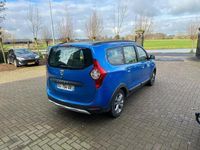 tweedehands Dacia Lodgy 1.2 TCe Stepway 7-persoons - Prijs inclusief 12 maanden BOVAG-garantie en afleveren -