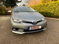 tweedehands Toyota Auris Hybrid 1.8i HSD Dynamic E-CVT