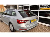 Occasion Skoda Superb Business Line 150 PK (110 kW) 2023 Grijs Stationwagen