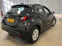 Occasion Toyota Yaris Hybrid Active 116 PK (85 kW) 2022 Zwart Hatchback