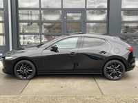 Nieuw Mazda 3 Takumi-Line 188 PK (138 kW) 2025 Zwart Hatchback
