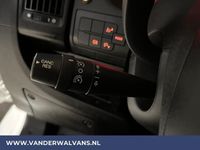 tweedehands Peugeot Boxer 2.0 BlueHDI 131pk L3H2 Euro6 Airco | BPM Vrij | 3000KG Trekhaak Cruisecontrol, Bluetooth-telefoonvoorbereiding
