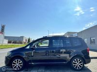 tweedehands VW Touran 1.6 TDI Highline BlueMotion|Pano Navi PA