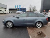 tweedehands Skoda Octavia Combi 2.0 TDI 150pk DSG Greentech Voll export