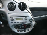 tweedehands Ford Ka 1.3 Cool & Sound, airco, nieuwe APK, paar roestplekjes op de bekende plekken.