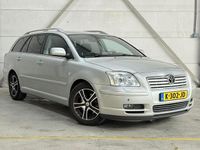 Occasion Toyota Avensis Luna 163 PK (119 kW) 2005 Grijs Stationwagen