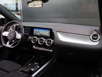 tweedehands Mercedes EQA250 Business Solution AMG line | Panoramadak | Navigat