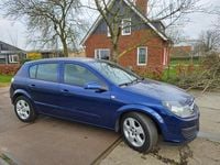 tweedehands Opel Astra 1.6 Edition/ automaat/ aangepast voor invalide mensen