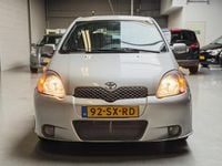 Occasion Toyota Yaris 87 PK (63 kW) 2006 Grijs Hatchback