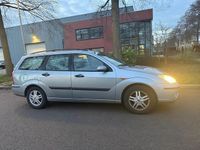 Occasion Ford Focus Trend 101 PK (74 kW) 2003 Grijs (metallic) Stationwagen