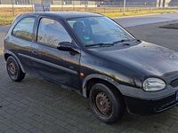 Occasion Opel Corsa 60 PK (44 kW) 1997 Zwart Hatchback