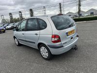 tweedehands Renault Scénic 1.6-16V Expression Sport