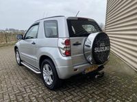 tweedehands Suzuki Grand Vitara 1.6-16V Exclusive 4X4 [ leereccbull & side barr