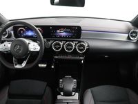 tweedehands Mercedes CLA250e Shooting Brake AMG Line | Panorama - Schuifdak | Sfeerverlichting | 19" Multispaaks AMG Velgen | DAB+ Radio | Guard 360*