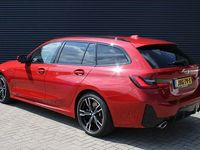 Occasion BMW 330 M Sport 109 PK (80 kW) 2024 Rood Stationwagen