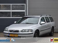 Occasion Volvo V70 140 PK (102 kW) 2002 Grijs Stationwagen
