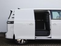 tweedehands VW ID. Buzz Cargo L1H1 77 kWh 204pk | Wegklapbare trekhaak | Dodehoekdetectie | Achteruitrijcamera | 19" lichtmetaal | Stoel- en stuurverwarming |