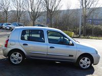 tweedehands Renault Clio R.S. 1.2-16V Authentique Comfort - AIRCO - NAP KM STAND - ELEKTR RAMEN / SPIEGELS - 5 DEU - AUX