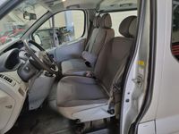 tweedehands Opel Vivaro Combi 2.0 CDTI L2H1 EcoFLEX Airco V + A / CV op afstand / 9 persoons