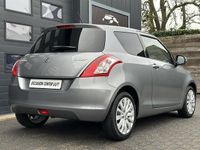 tweedehands Suzuki Swift EDITION / CLIMATE CRUISE CONTR / KEYLESS GO