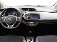 tweedehands Toyota Yaris 1.5 Hybrid Dynamic