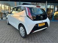 Occasion Toyota Aygo X-wave 69 PK (50 kW) 2016 Wit Hatchback