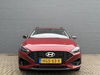 Nieuw Hyundai i30 Comfort 2025 Rood (metallic) Stationwagen