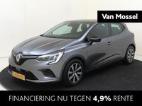 Occasion Renault Clio V Equilibre 2023 Grijs Hatchback