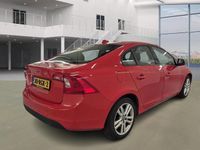 Occasion Volvo S60 Drive Kinetic 114 PK (83 kW) 2011 Rood Sedan