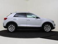 tweedehands VW T-Roc 1.5 TSI Sport | Achteruitrijcamera | Stoelverwarming | Navigatie | Digital cockpit Pro | LED verlichting | Adaptieve Cruise control | Climate control |